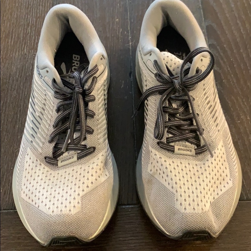 Running shoes